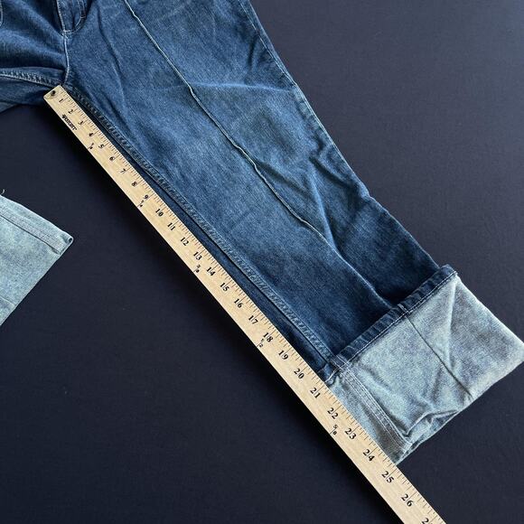 Calvin Klein Jeans Womens 12 Blue Cuffed Cropped Jean Faded Wash WG24D20 Stretch - Picture 12 of 13